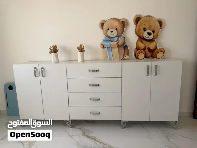 خزانة تلفزيون خشب ابيض