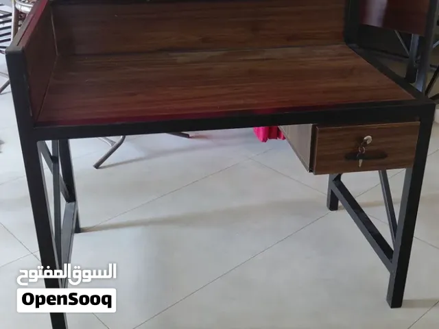 40 مكتب للبيع تجهيز شركه او لطلاب