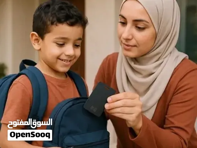 بطاقة تحديد المواقع ذكية - تتبع دقيق للموقع عبر التطبيق - نحيفة جداً (تصميم بطاقة)
