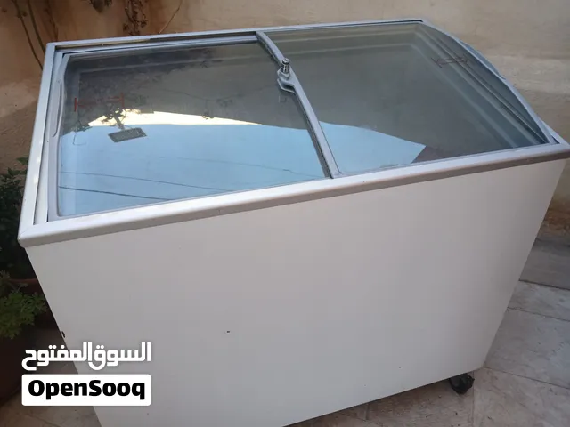 ثلاجات عرض وفريزر بطح للبيع  بحاله ممتازه على الفحص