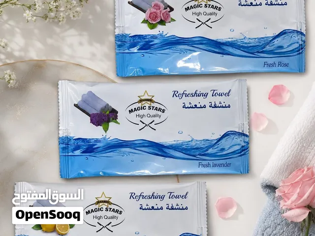 مناديل مبلله منعشة بعطور طبيعيه