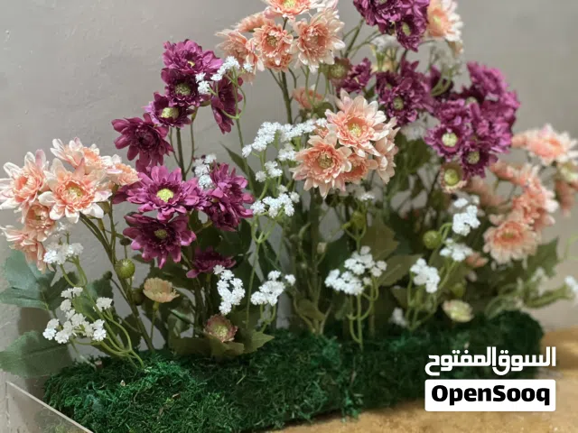 ورد صناعي بجمال يدوم وديكور يبقى سنين