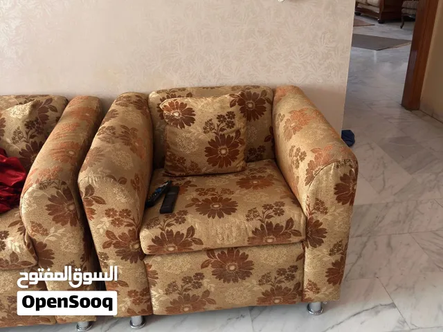 عفش بيت عرفة نوم، طقم قعدة وطقم صالون