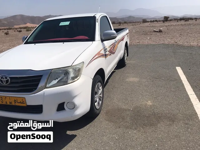 Used Toyota Hilux in Al Sharqiya
