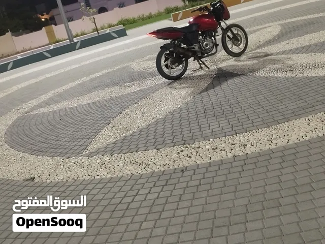 دراجه للبيع 180 سي سي  خربانه بس اضن فيوزات