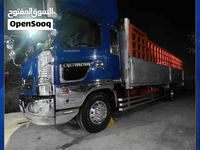 توجد سيارت الاجار نقل كافه المواد مع نقل اثاث توجد عمال