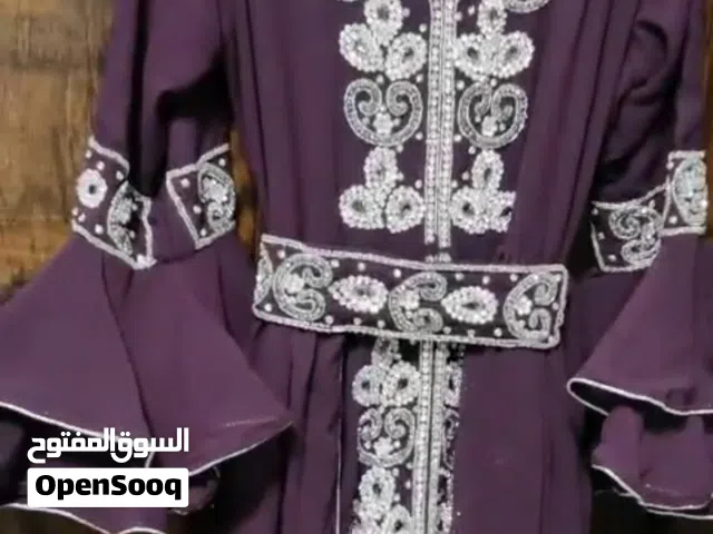 ملابس وفساتين   افراح مختلفة للبيع