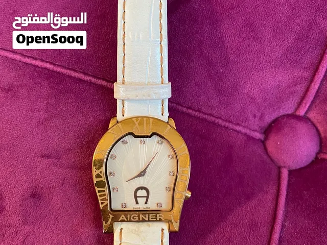 اغنر جلد بيج ذهبي