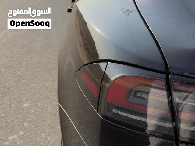 Tesla model S