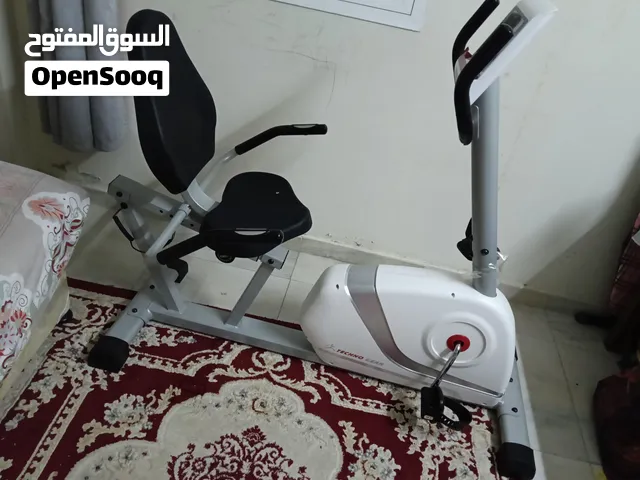 دراجة رياضية شبة جديدة