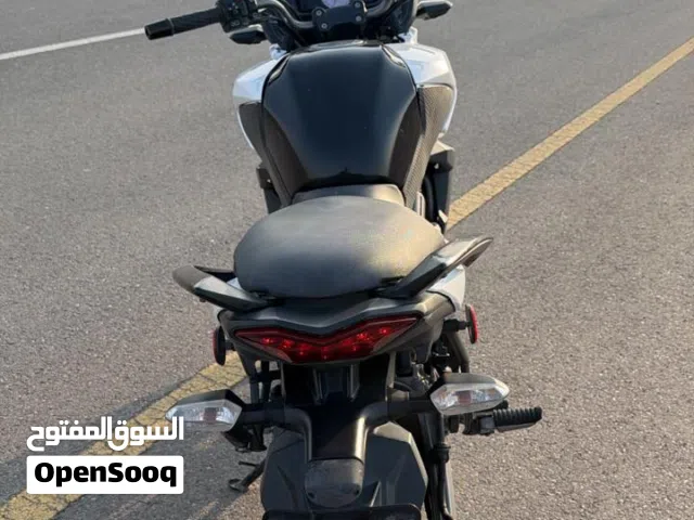 كاوزاكي650موديل2014