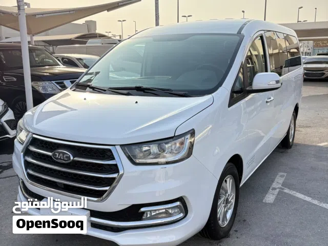 JAC Chinese Van 9-Seater GCC Specs Model 2021 first owner original paint 130,000 km