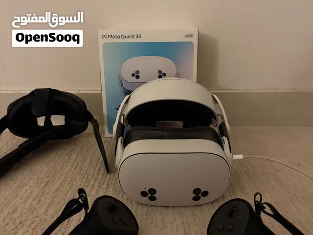 Vr meta quest 3s with warranty and 2 head strap