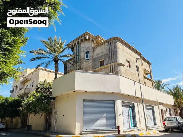 ڤيلا واجهتين تلاتة طوابق للإيجار في بن عاشور