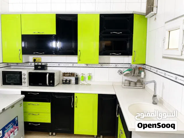 كاونتر MDF حديث نظيف جدا