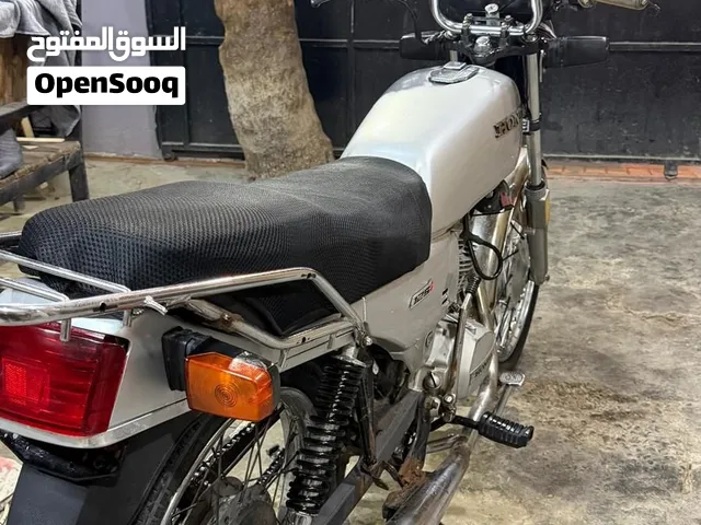 دراجة هوندا c g l 125