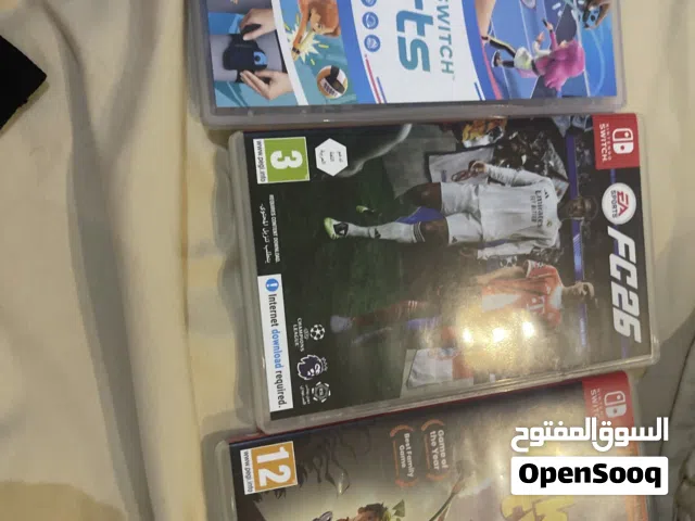 نينتندو سوتش اولد شبه جديد مع كل شي و معه 3العاب