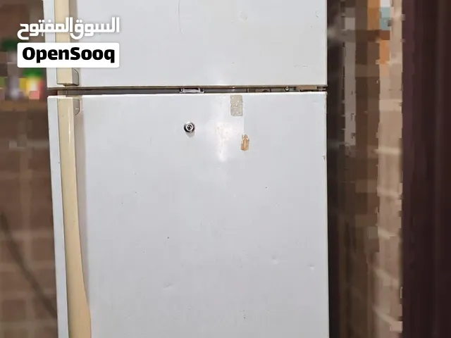 LG Refrigerator for sale Mangaf Block 4 (AVAILABLE AFTER OCTOBER MID)