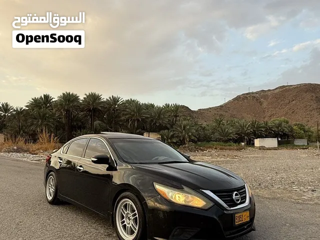 نيسان التيما