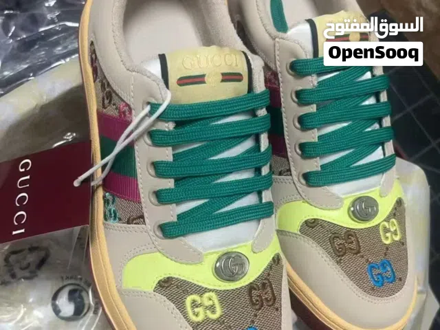 للبيع sneaker ماركة gucci