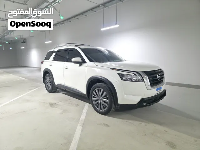 Used Nissan Pathfinder in Muscat