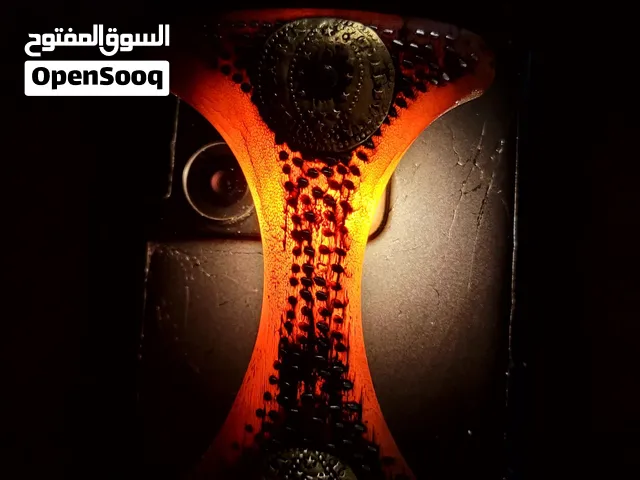 جنبية يمنية أثرية نادرة (عمرها قرابة 200 عام) إرث قديم – مقبض قرن طبيعي شفاف