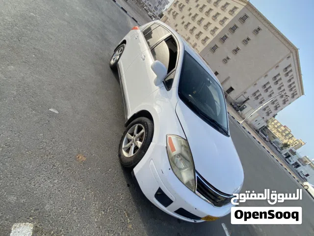 2011 نيسان فيرسا S