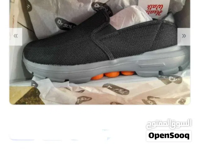 الحذاء_الطبي_الاصلي ماركه Dr sole الأصلي حذاء طبي مريح للقدم وعملي جدا  يمتاز بوجود ضبان طبي ميموري