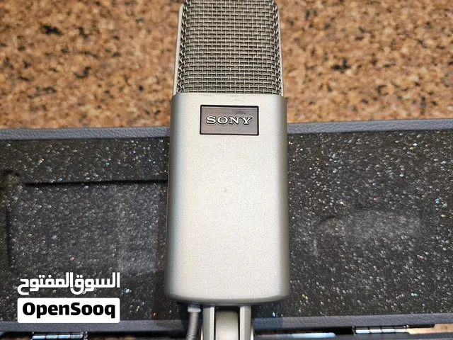 Sony C-48 Professional Large-Diaphragm Condenser Microphone