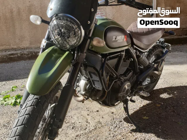 قابل للبيع او للبدل على سيارة اقتصادية Ducati Scrambler 2015