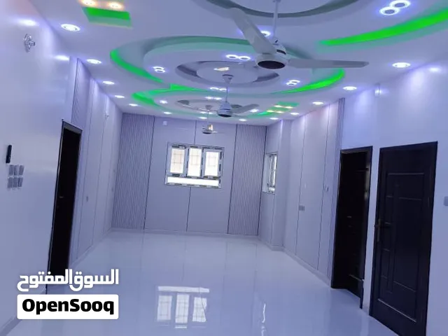 فلل وشقق للإيجار في عدن