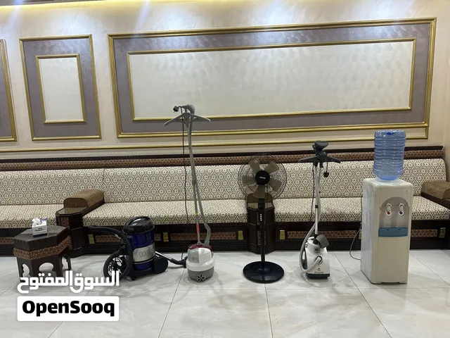 عدد 5 اجهزه كهربائيه