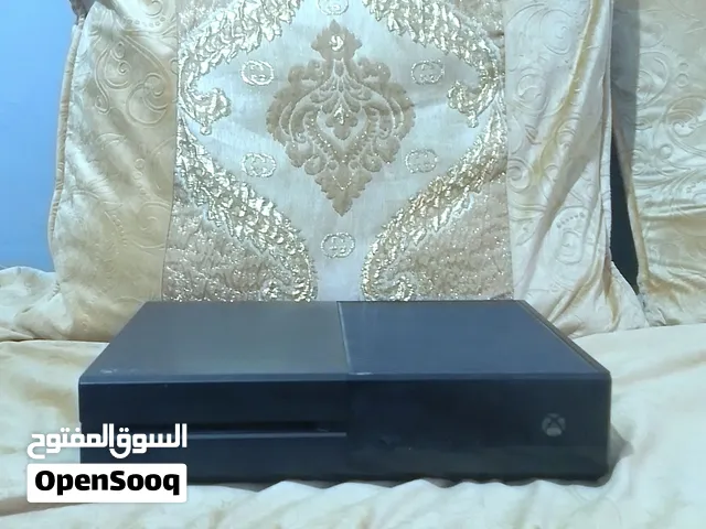 XBOX Oen سنة الصنع 2015 11 الله يبارك فيها 1 مليطا السعر 24000Da