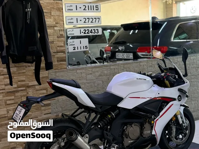 QJmotor 600rr موديل 2023 بحالة الزيرو عداد 1300 كيلو فقط وترخيص سنه كامله