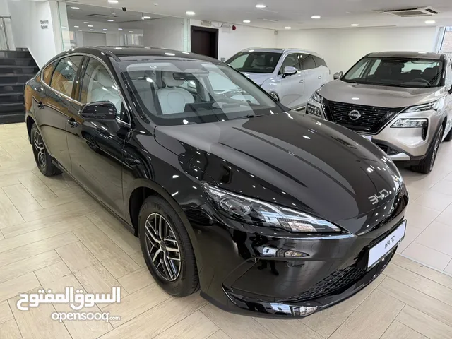 2025 BYD Seal 05 DM-i Plug-in Hybrid