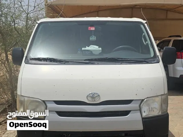 Used Toyota Hiace in Muscat