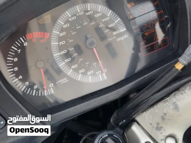 للبيع دراجه هوندا 2011 st1300