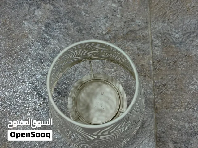 شمعدان اببض