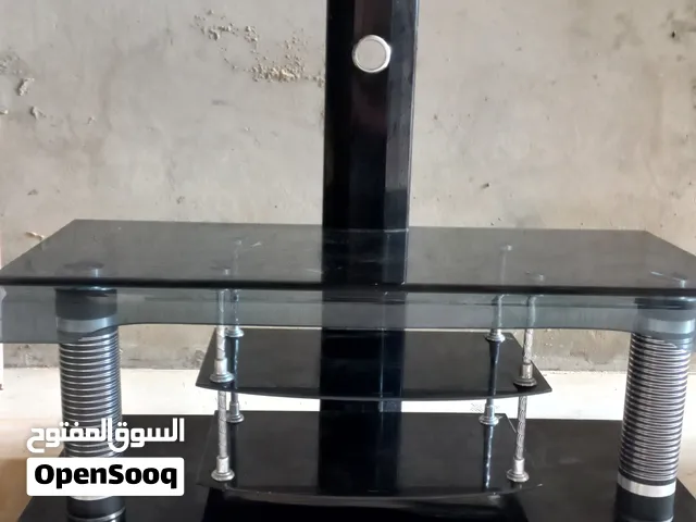 طاولة شاشة في حالة ممتازة