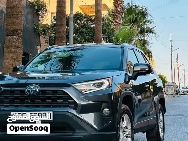 Used Toyota RAV 4 in Amman