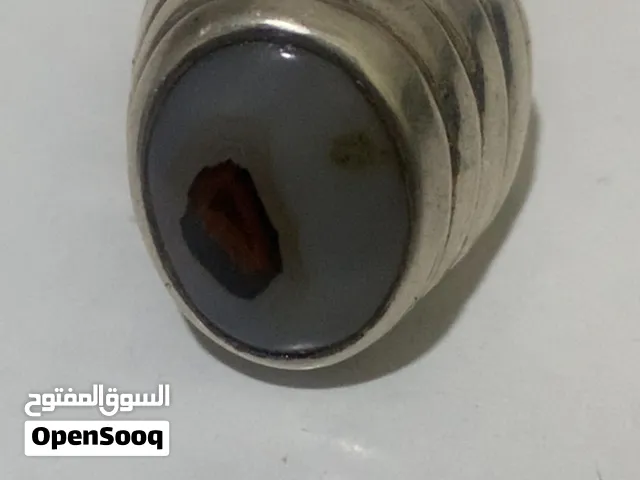 للبيع الحجر الكريم الأصلي