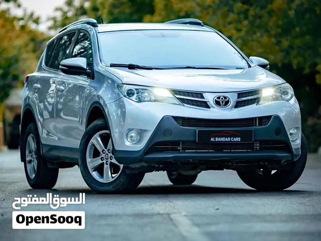 Toyota RAV4 2015 Silver  Bahrain Spec  BD 4850 Neg. In a perfect Condition