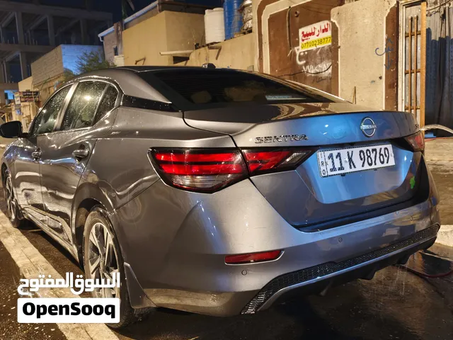 سلام عليكم نيسان سنترا وارد امريكي موديل 24 تريد تعرف المواصفات خابرني وتدلل