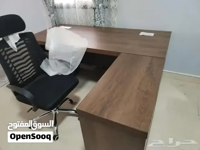 مكتب جديد للبيع