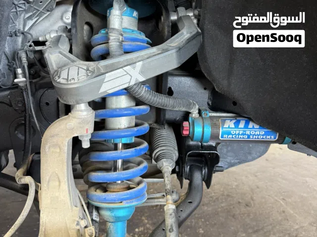 جانبينات كنج مع الشلال Exceed
