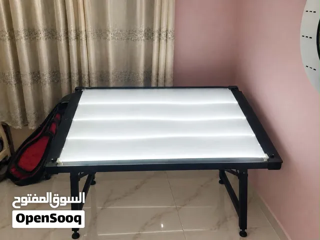 مكتب دراسي هندسي مع اضاءة
