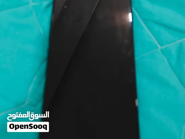 ريلمي c51 لقد ضربتين في الزاويه الجهاز كلش نظيف وحلو بيتحمل اكثر من 100 لعبه