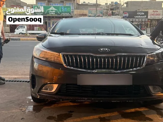 فورتي 2017 محرك دوش 2000 اتوماتكي تدفئه تبريد جوزي اللون امريكي