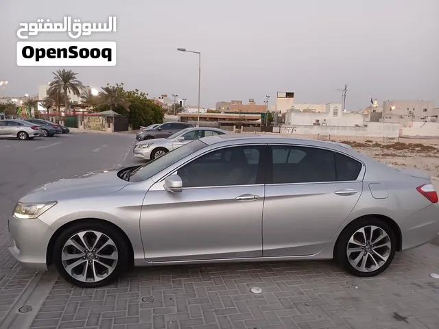 للبيع هوندا اكورد 2014 V6 3500