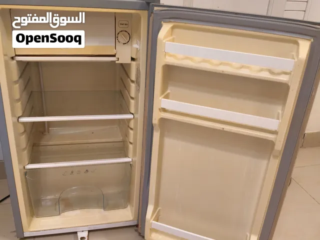 ثلاجه صغيرة ممتازة